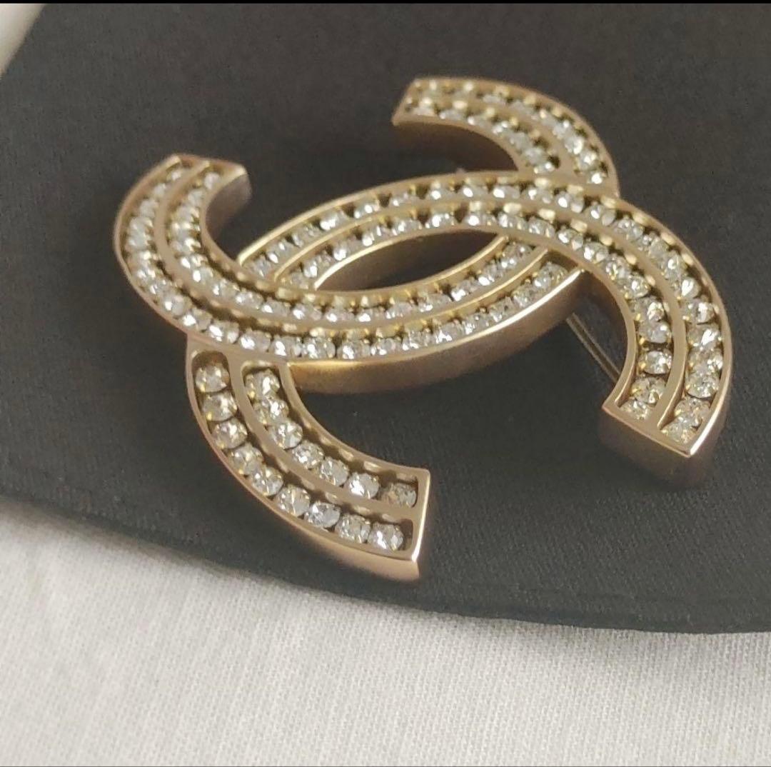 CHANEL CCロゴ ブローチ ゴールド
