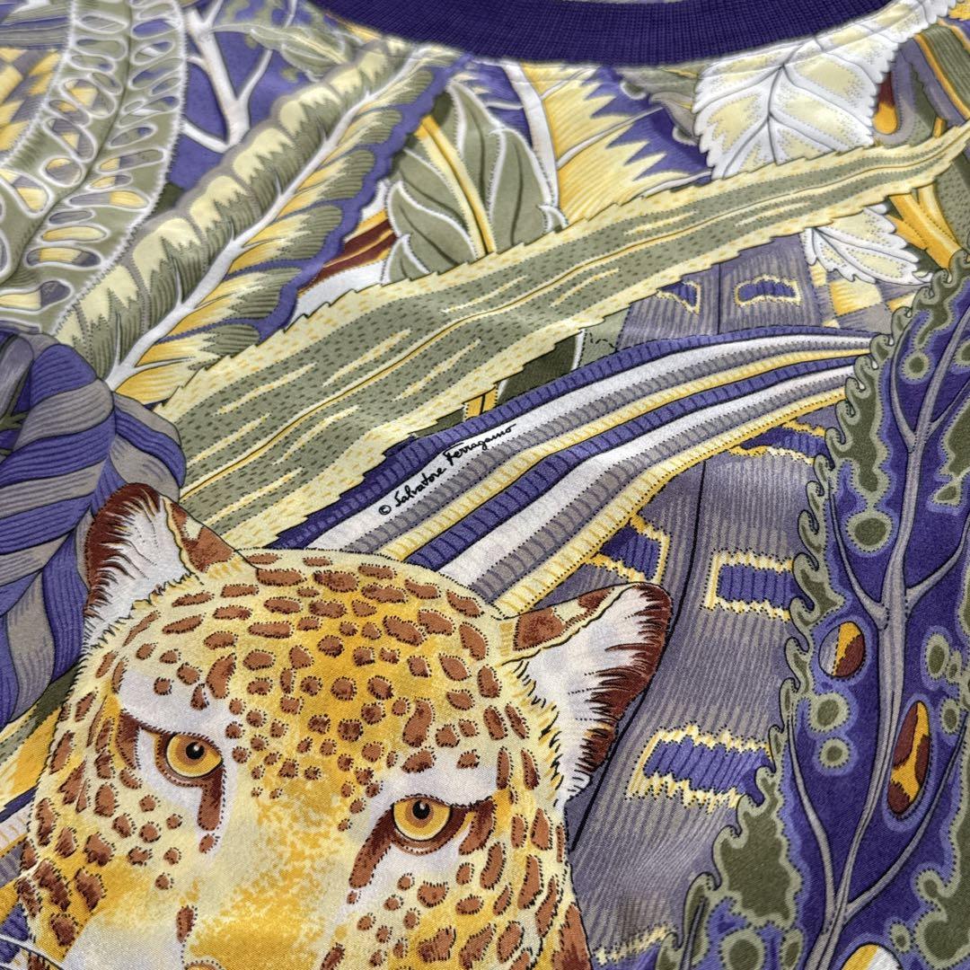 【美品】サルバトーレフェラガモ　シルクブラウス　カットソー　アニマル柄