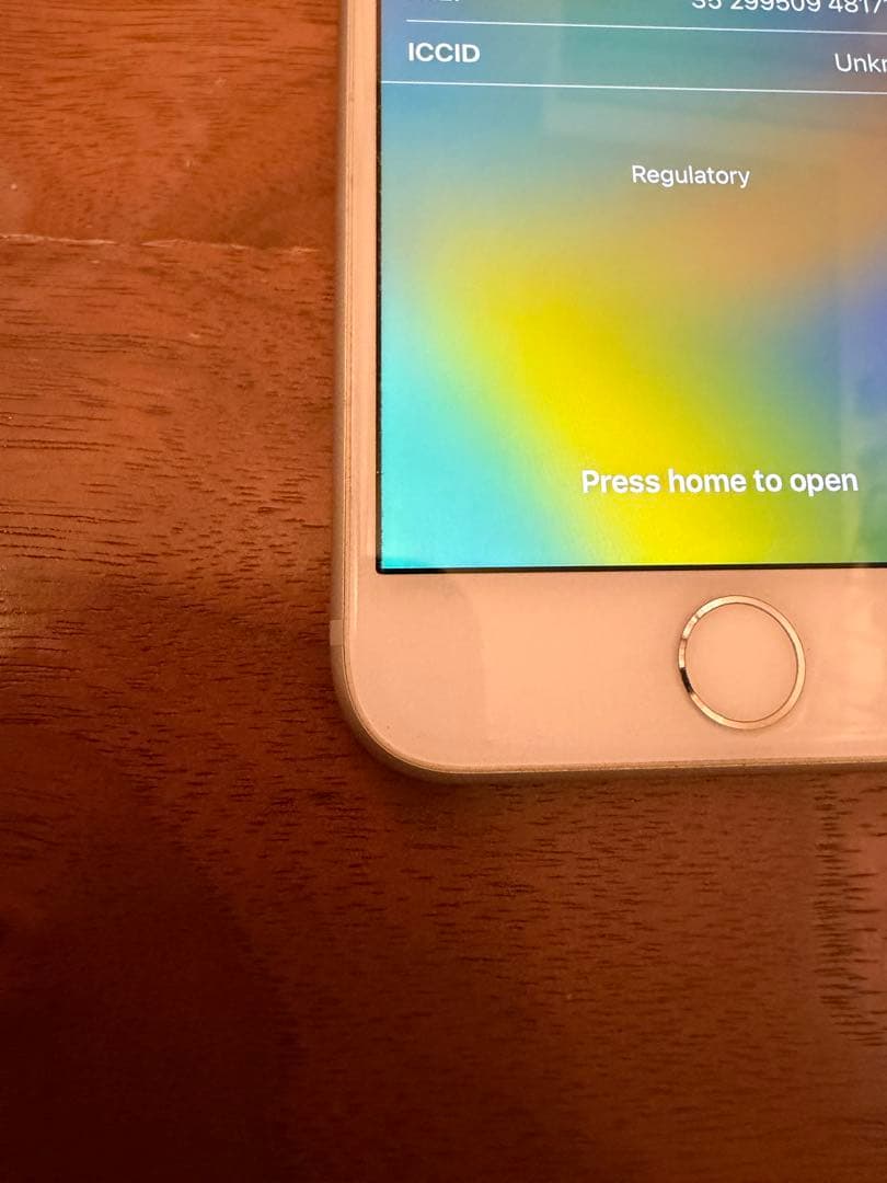 シムフリーiPhone8 64GB シルバー