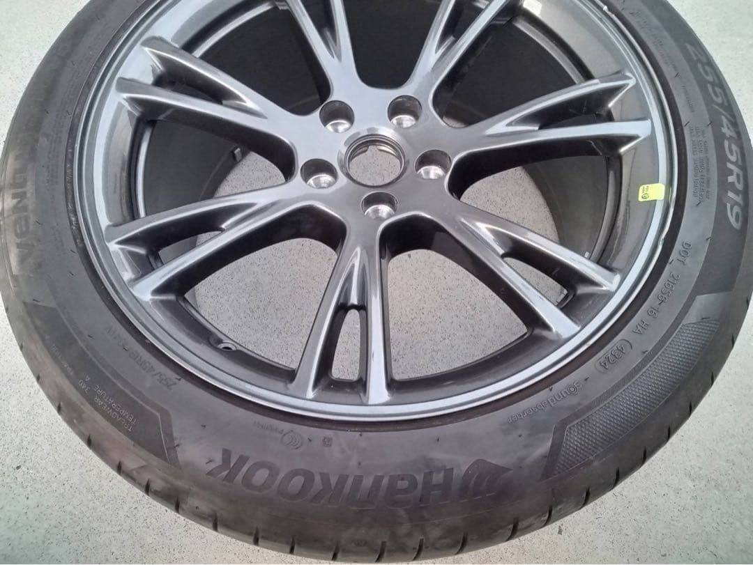 Tesla Mobel Y テスラ　モデルY ホイール1本