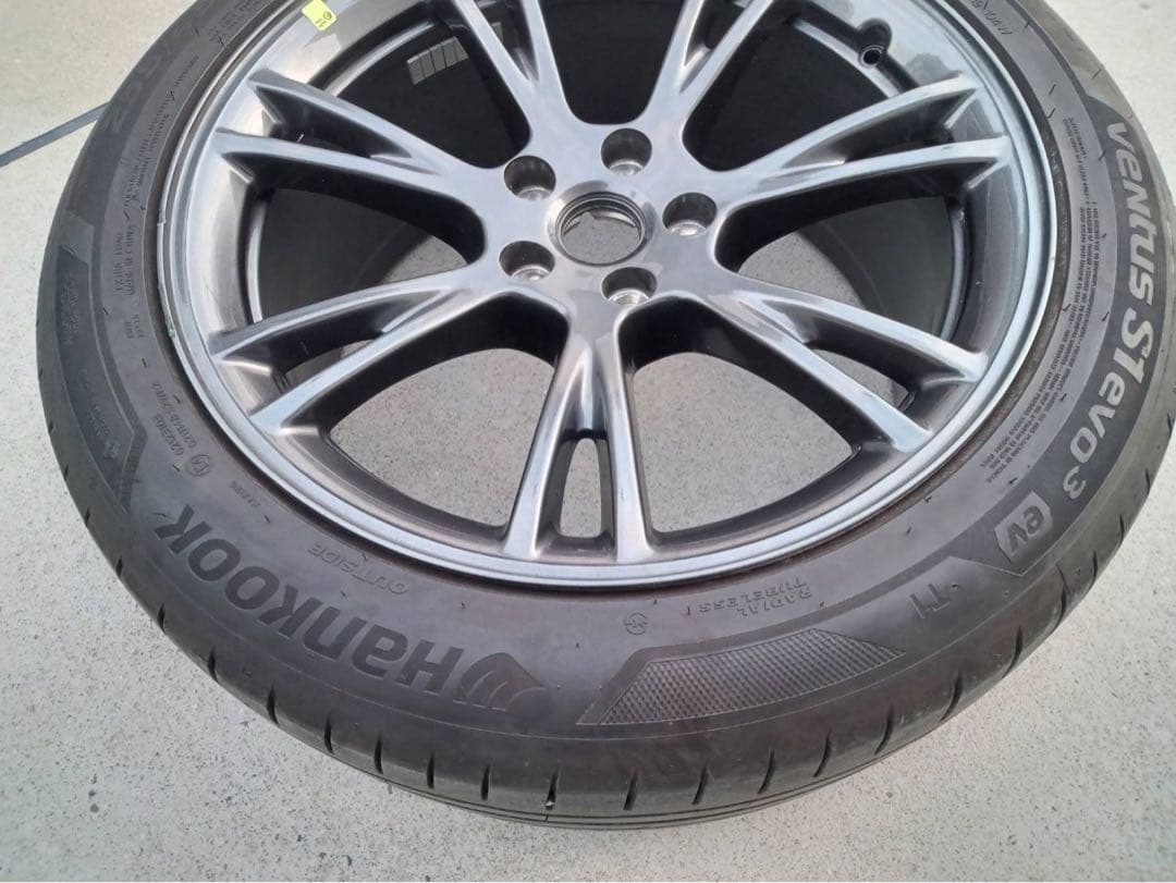 Tesla Mobel Y テスラ　モデルY ホイール1本