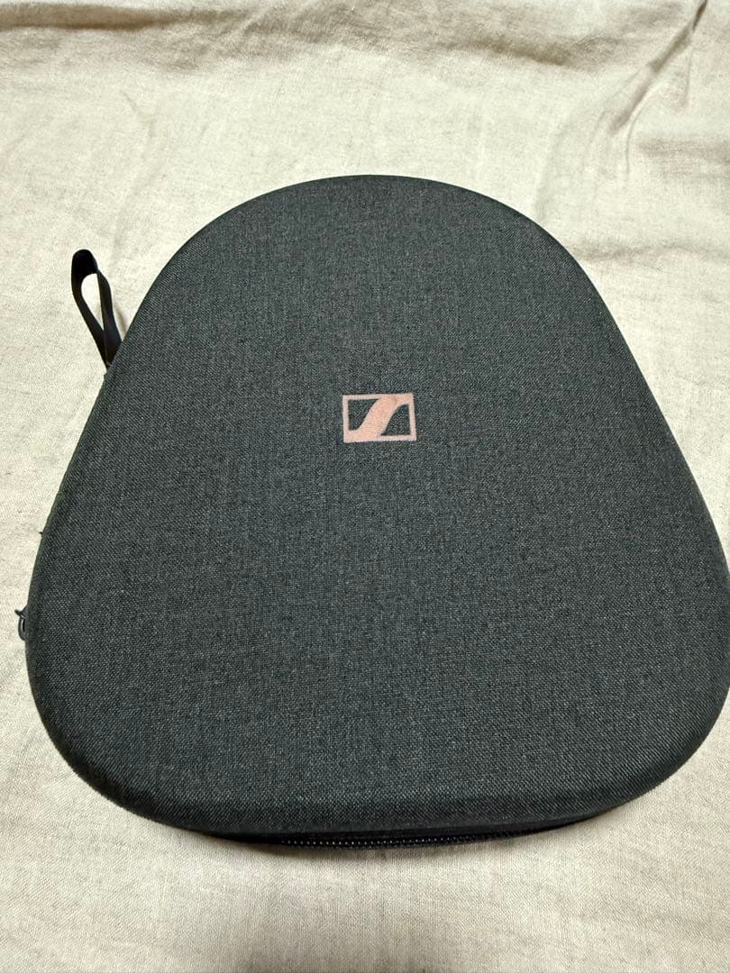 ゼンハイザー　SENNHEISER MOMENTUM 4 Wireless