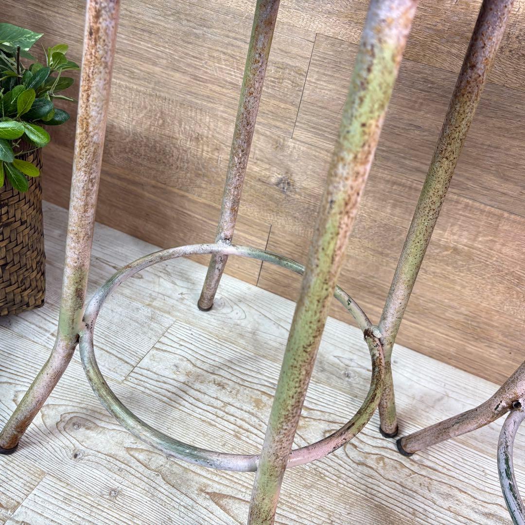 アンティークビンテージアイアンスツールパイプスツール二脚セット椅子花台飾台