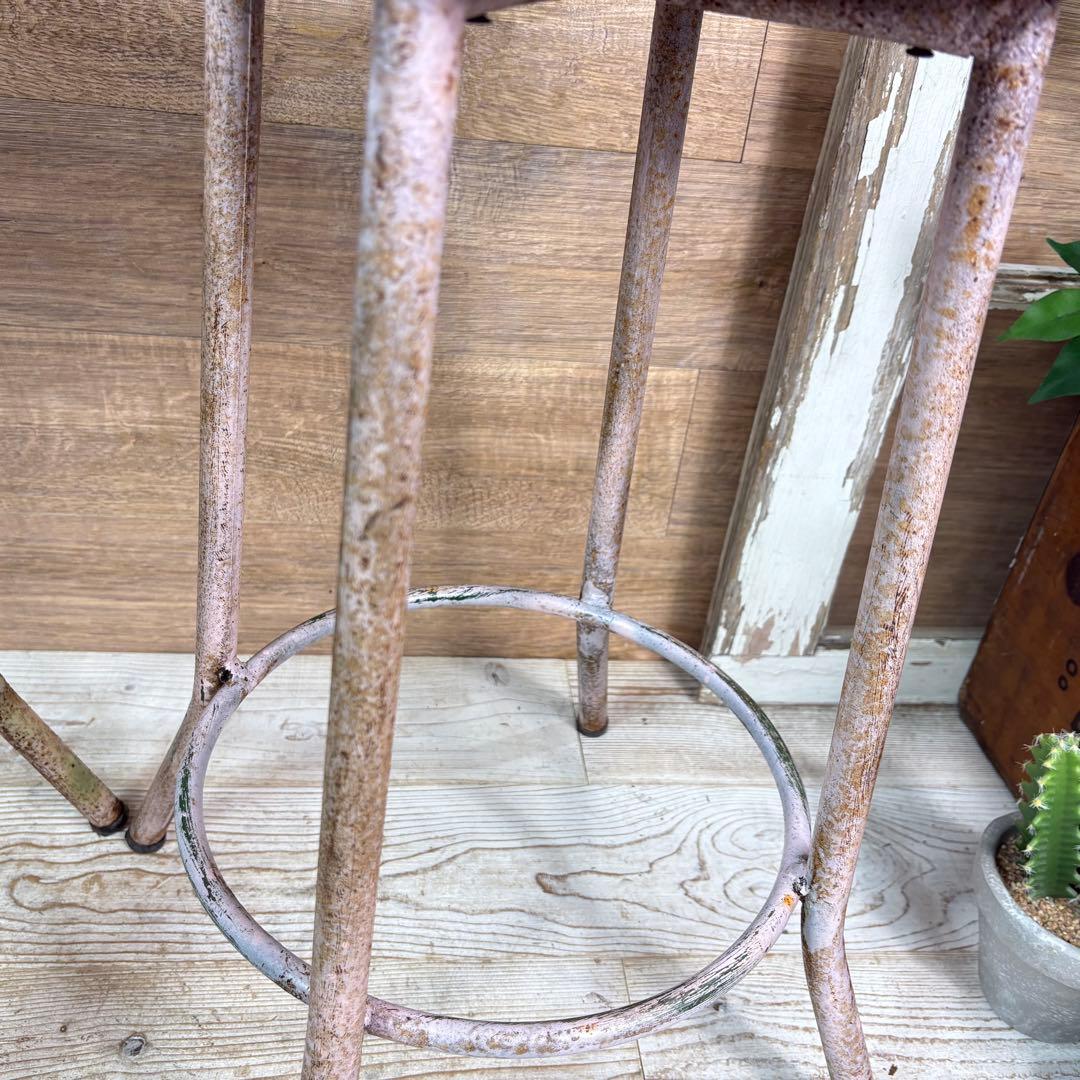 アンティークビンテージアイアンスツールパイプスツール二脚セット椅子花台飾台