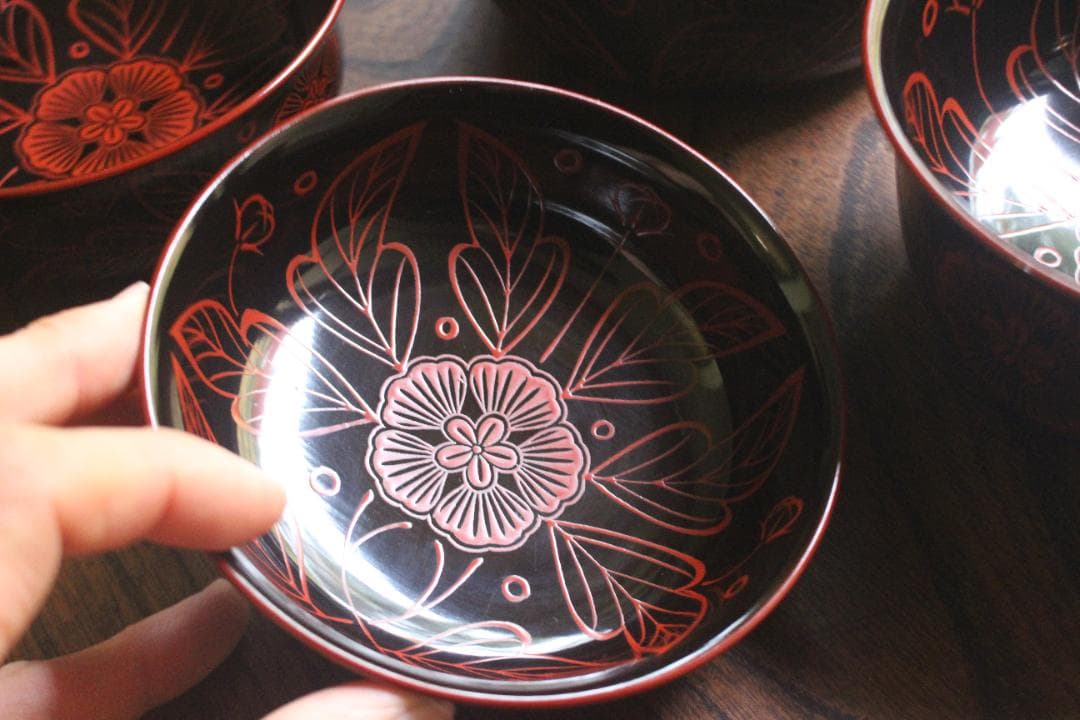 時代逸品！端正な爪朱黒漆に風情ある木芙蓉文の美しい吉野塗の四つ椀（検懐石道具京塗