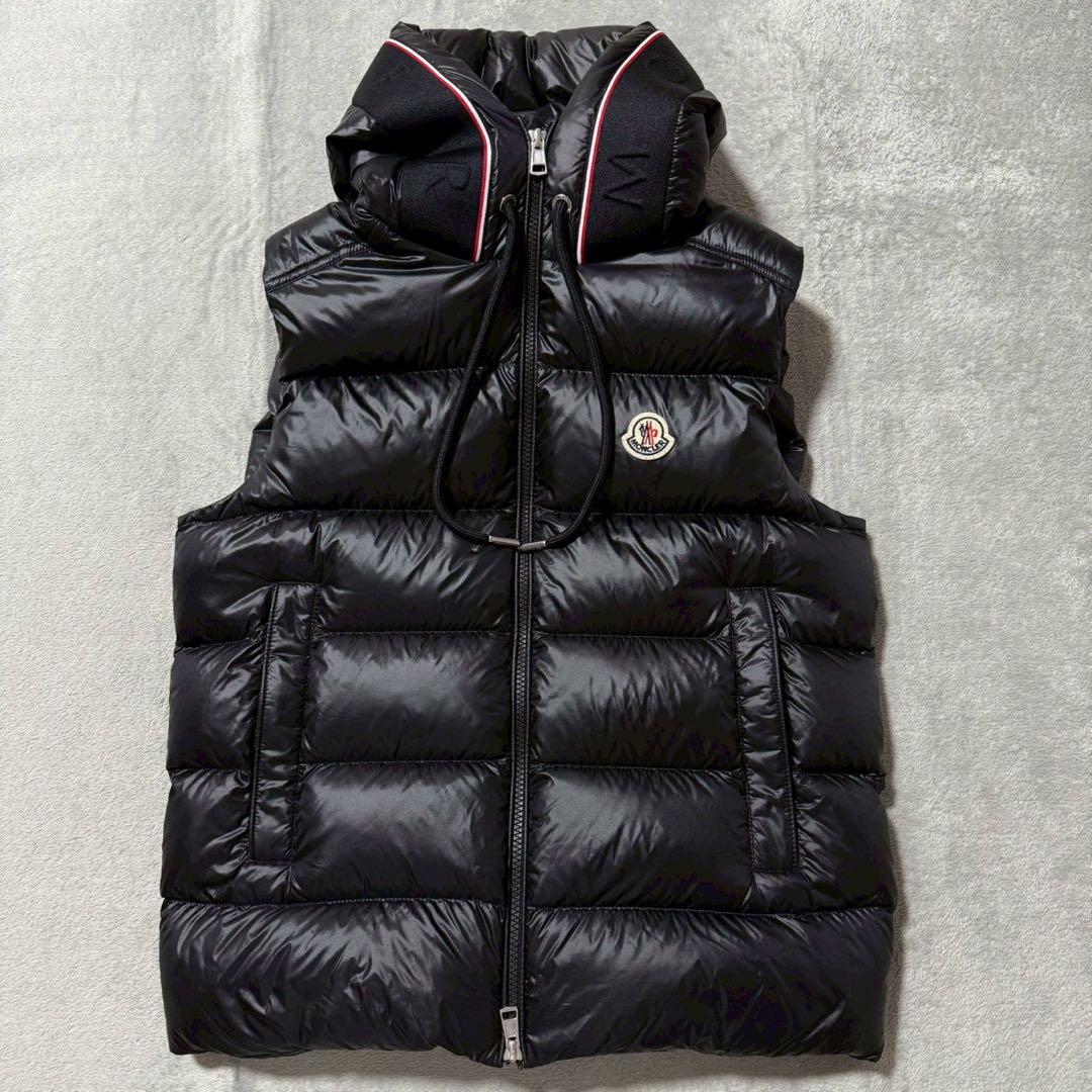 モンクレール LUIRO GILET ルイロ ジレ ダウンベスト 23年製 黒