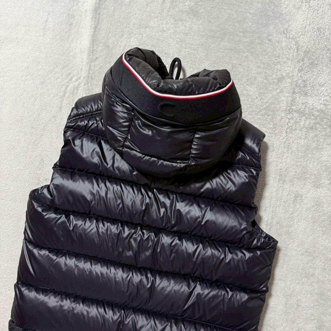 モンクレール LUIRO GILET ルイロ ジレ ダウンベスト 23年製 黒