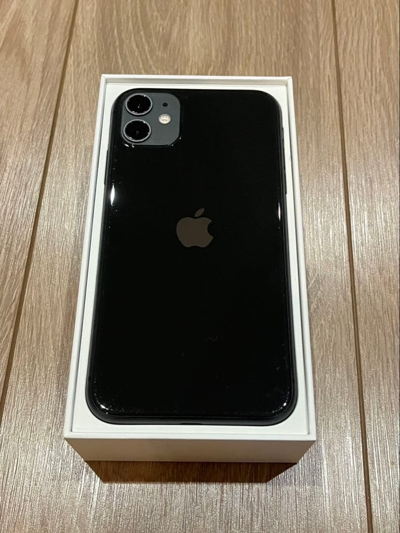 iPhone 11 64GB 付属品付き　SIMフリー