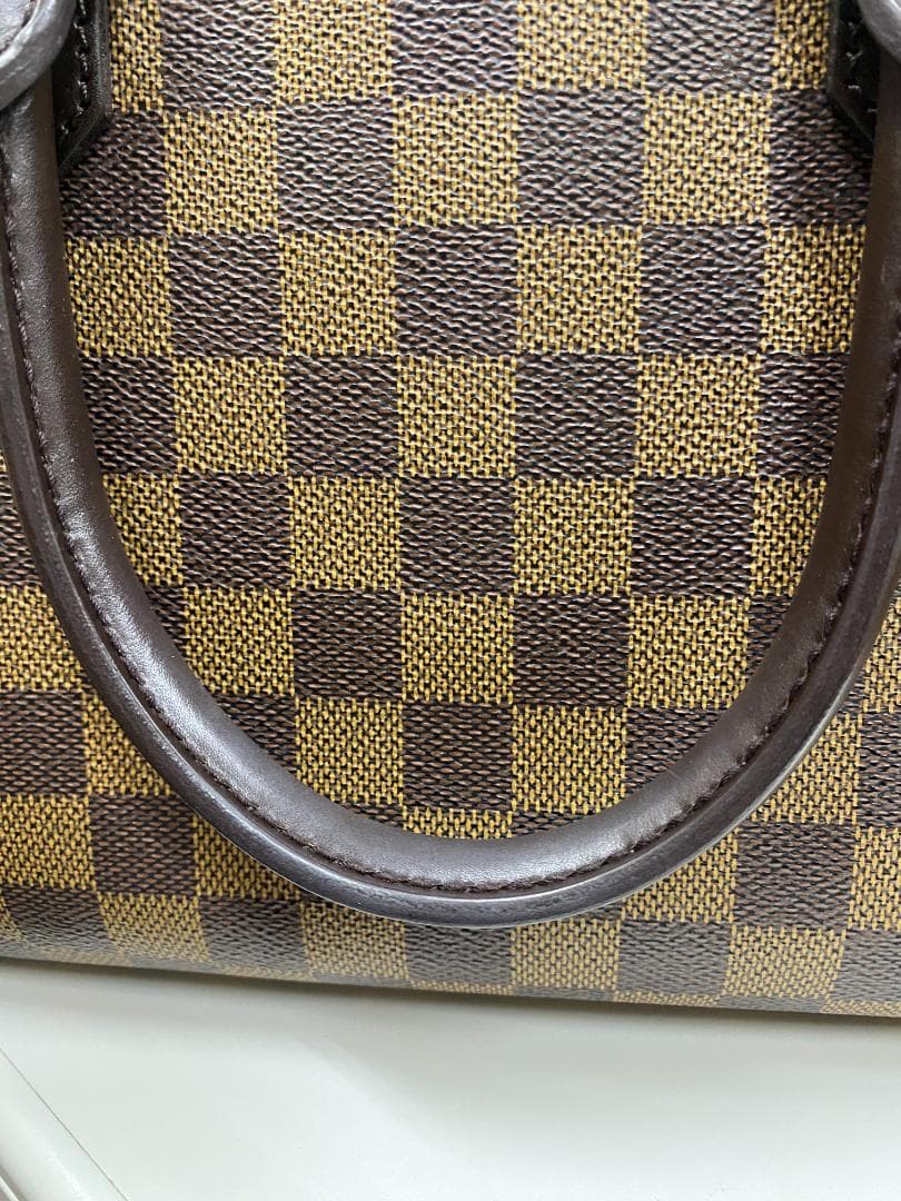 Louis Vuitton　ダミエ　トリアナ　VI1918