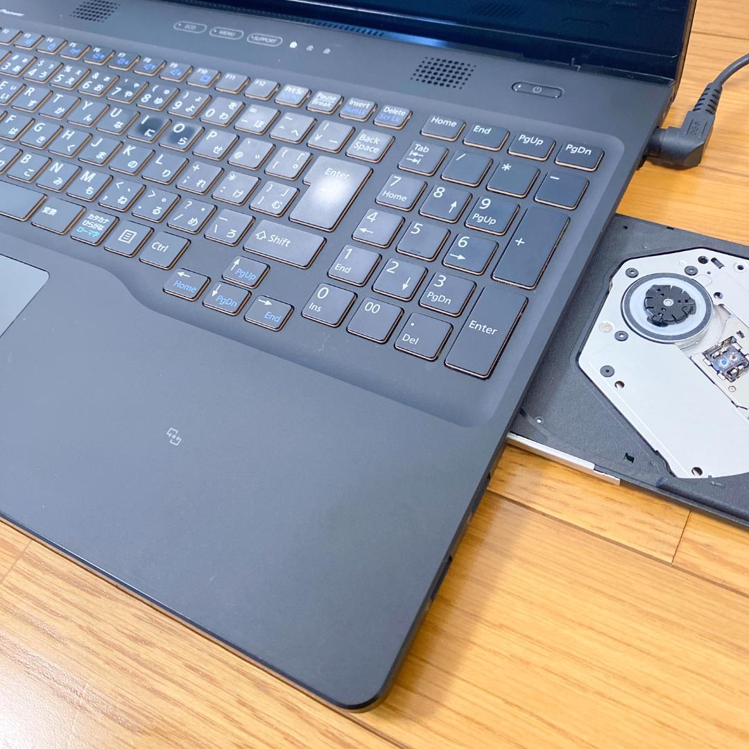 オフィス2021✨4コアi7 メモリ16 SSD480 富士通ノートパソコン