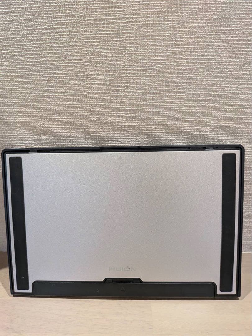 【動作確認済】液晶タブレット HUION KAMVAS16 スタンド付き