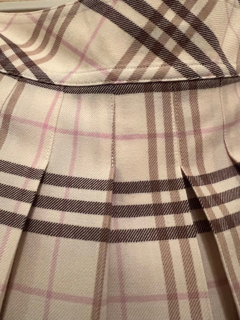 バーバリー　ロンドン　ブルーラベルチェック柄ミニ丈プリーツスカート　美品