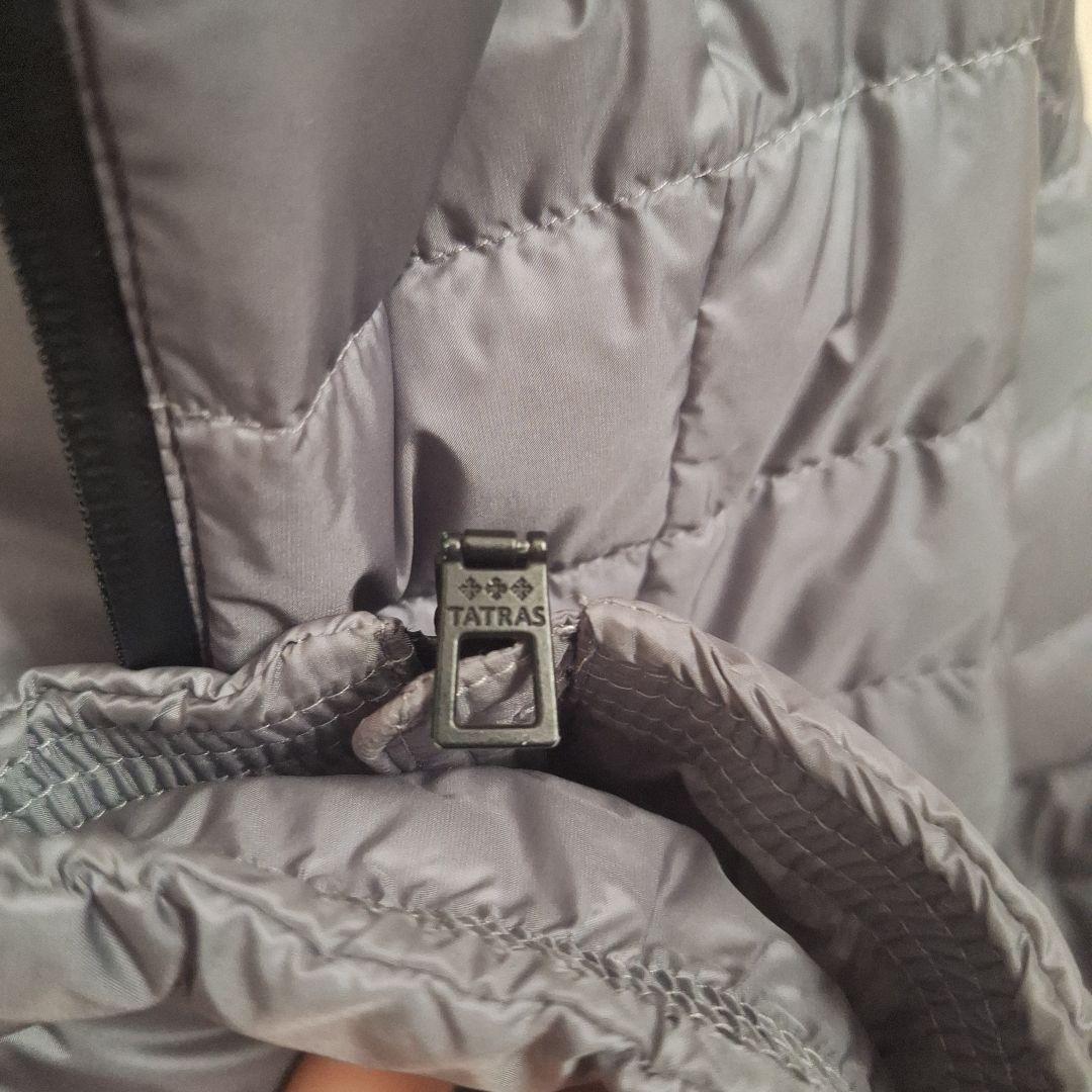 タトラス　ライトダウンジャケット
