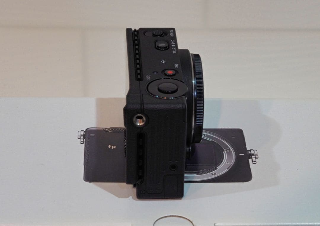 SIGMA fp ボディ+ アクセサリー他