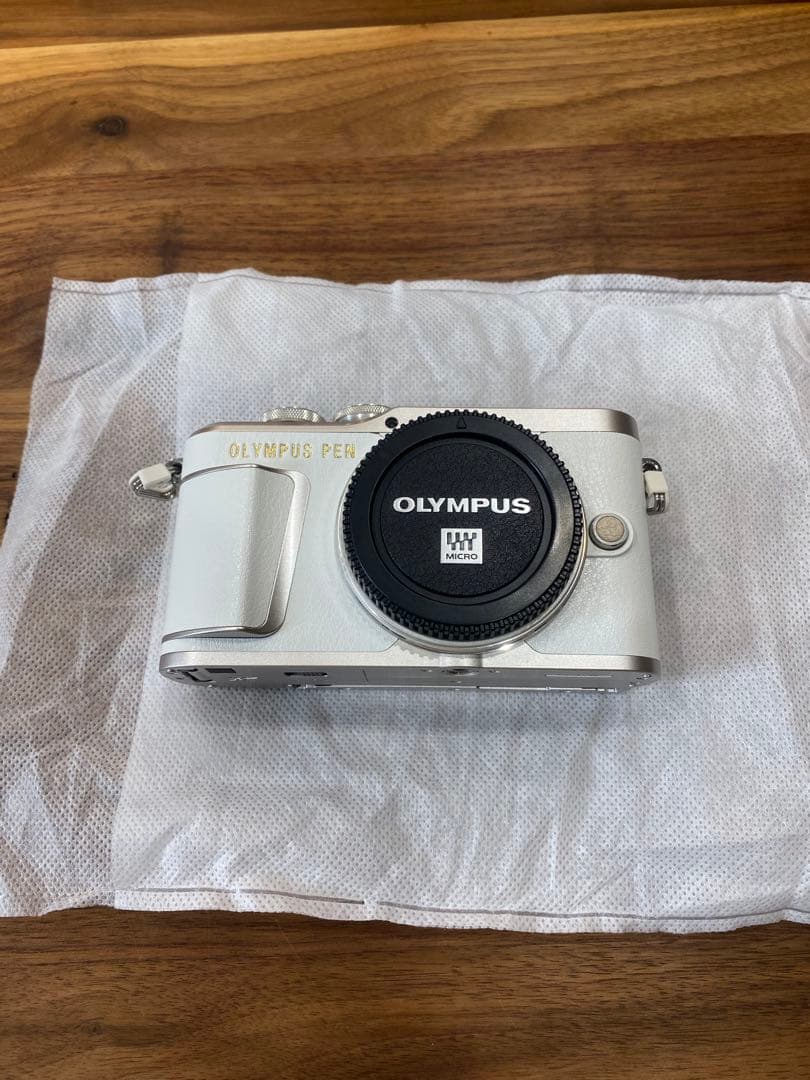 【超美品】OLYMPUS PEN E-PL9 EZダブルズームキット