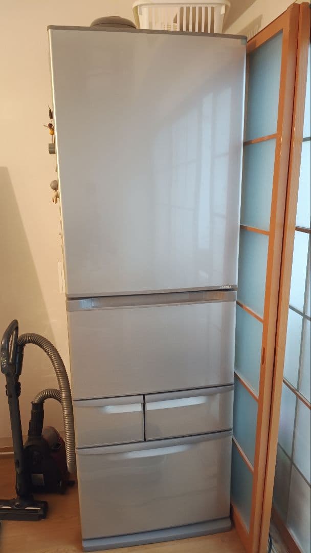 さくらみこさん専用　TOSHIBA GR-E43N (NU) 冷蔵庫 427L