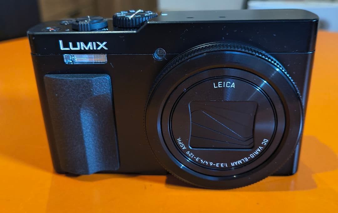 【超美品】Panasonic LUMIX TZ99 コンパクトデジタルカメラ