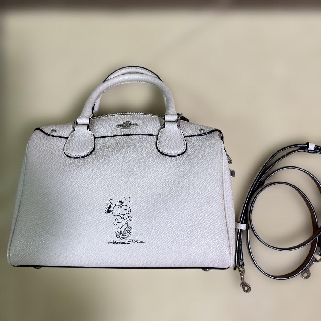 コーチ スヌーピー コラボ ベネット ミニ サッチェル ハンドバッグ