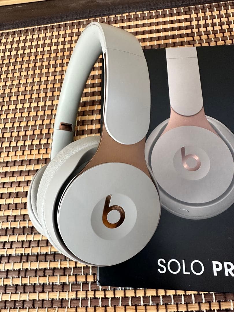 NHK Beats Solo Pro Wireless ヘッドホン