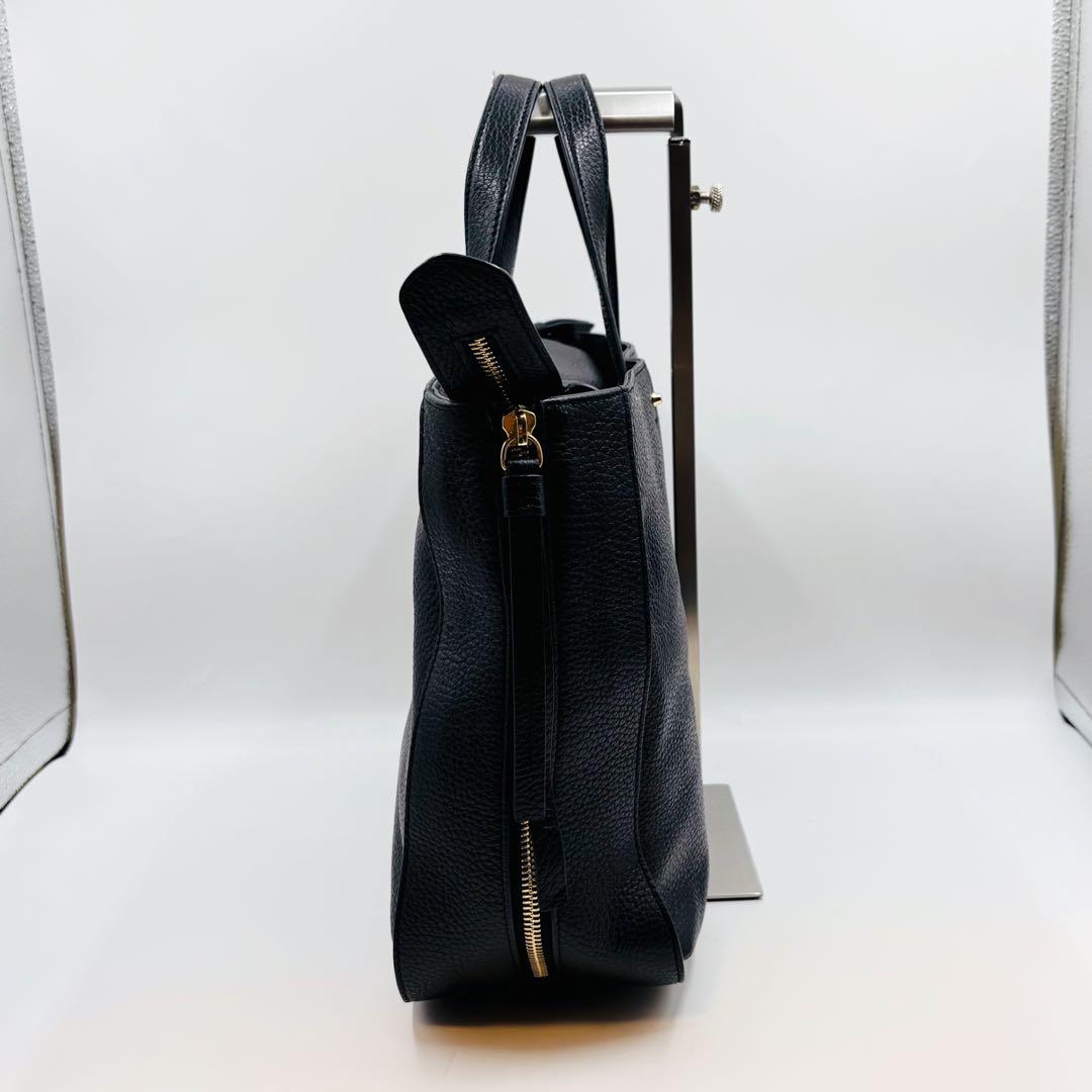 【極美品】フルラ ビジネスバッグ レザー 2way ゴールド金具 A4 ブラック