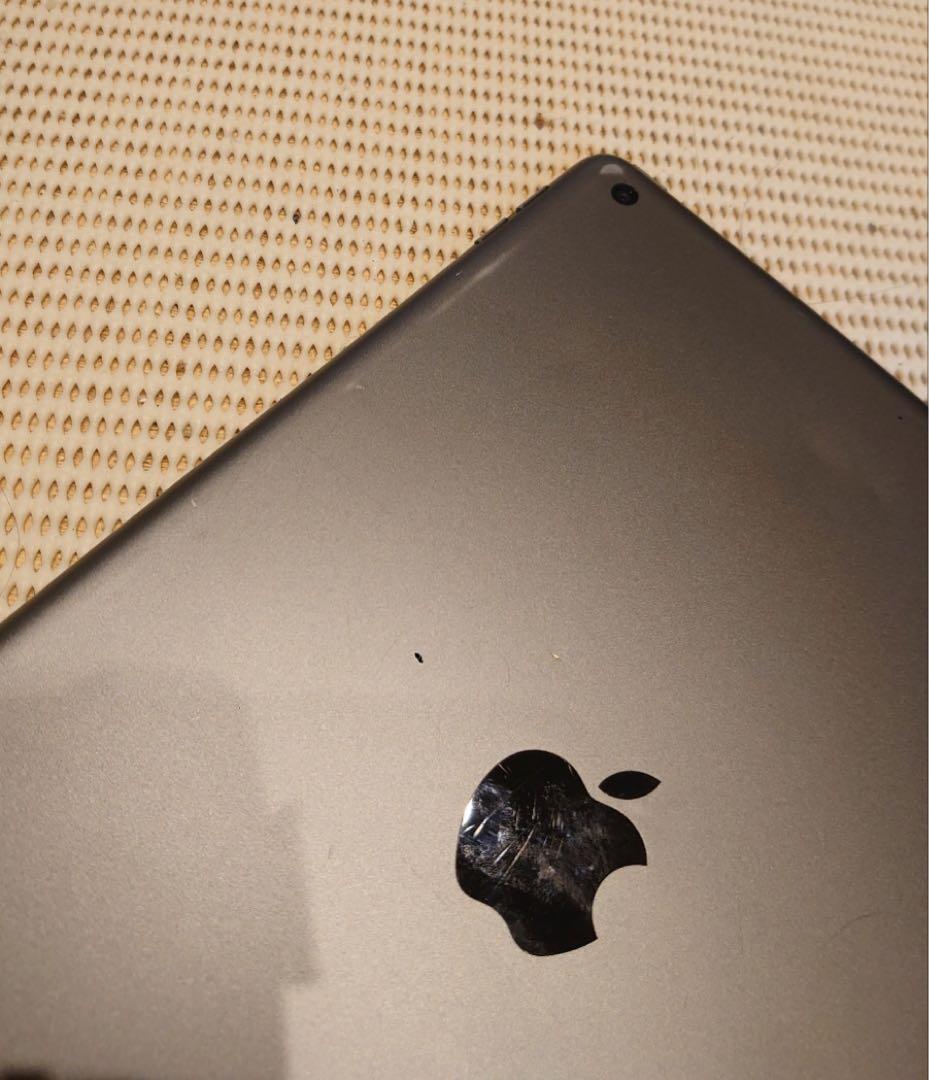 完動品iPad第9世代(A2602)本体64GBグレイ送料込VCW90