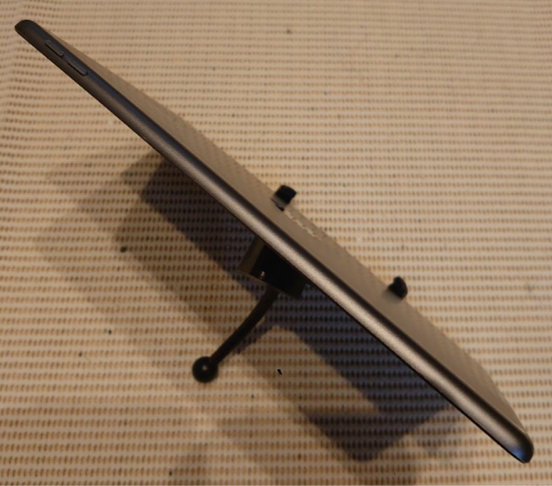 完動品iPad第9世代(A2602)本体64GBグレイ送料込VCW90