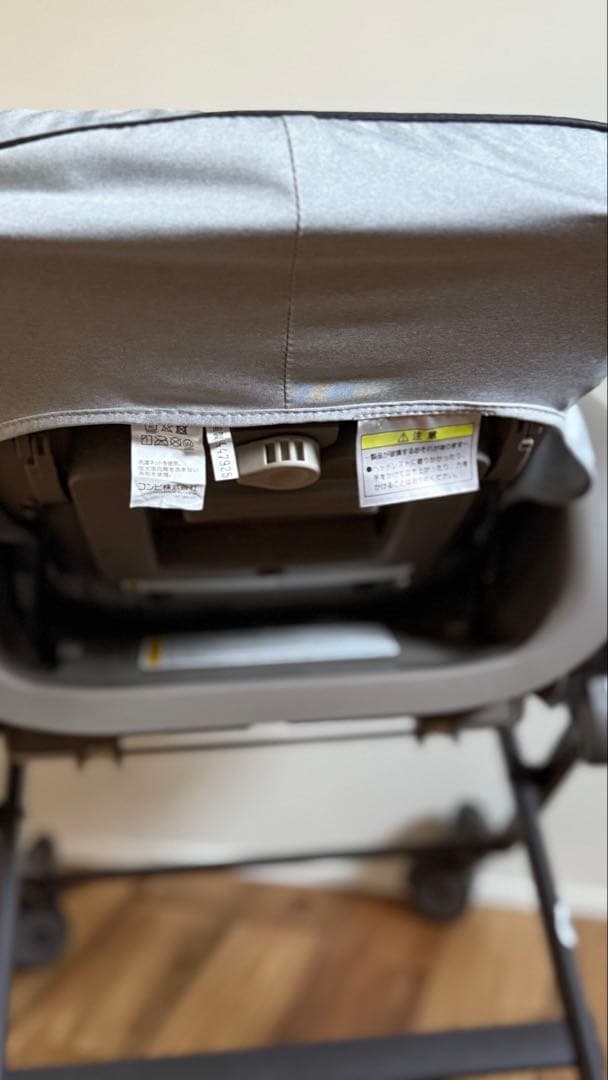 美品　コンビ ネムリラ　ベビーチェア ハイローラック　ハイローチェア