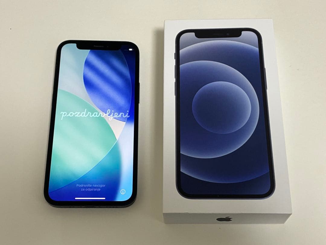 iPhone 12 mini 64GB WiFi Bluetoothグレーアウト