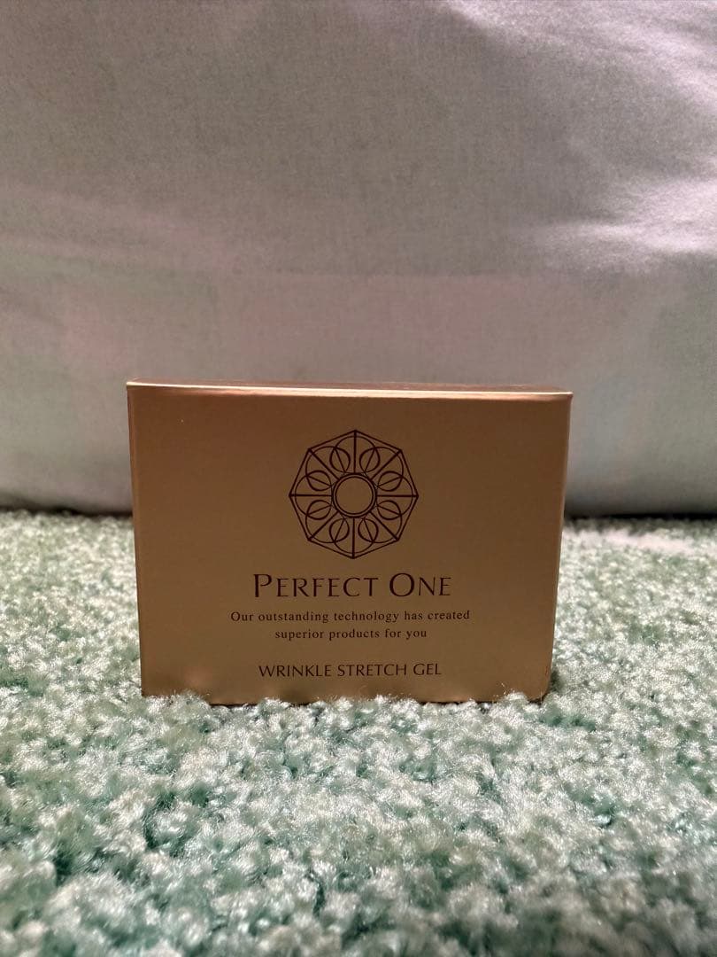 まいこ様 未使用パーフェクトワン薬用リンクルストレッチジェル 50gオールイン
