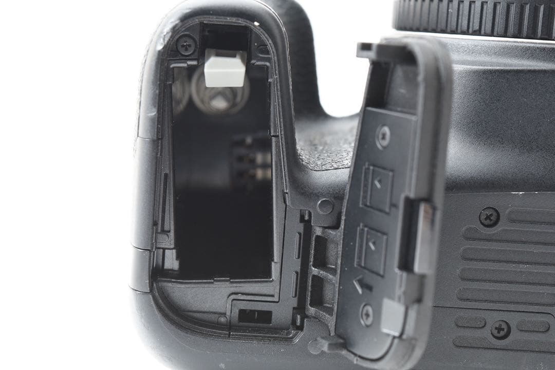 デジタル一眼レフカメラ/Canon EOS Kiss X9i 標準レンズセット