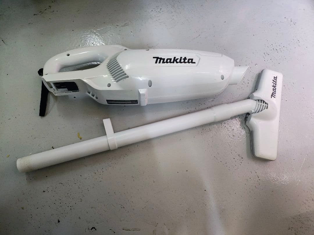 Y*S様 Makita CL107FD ハンディクリーナー 本体バッテリー 充電