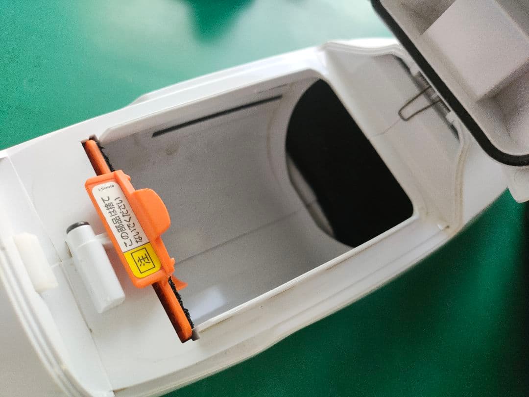 Y*S様 Makita CL107FD ハンディクリーナー 本体バッテリー 充電