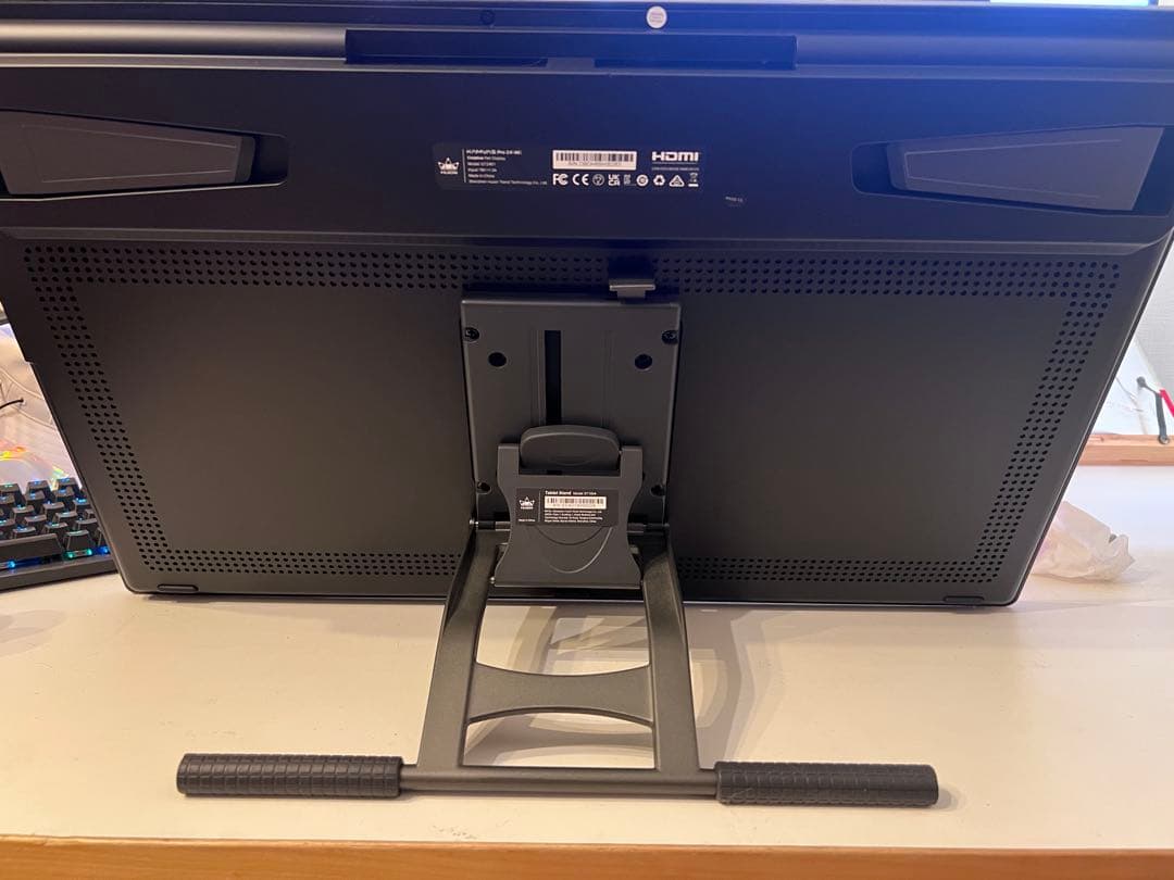 HUION KAMVAS pro 24(4K)&HUIONスタンド