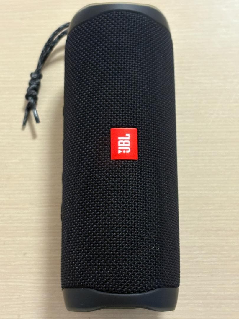 未使用品　JBL FLIP5 ワイヤレススピーカー