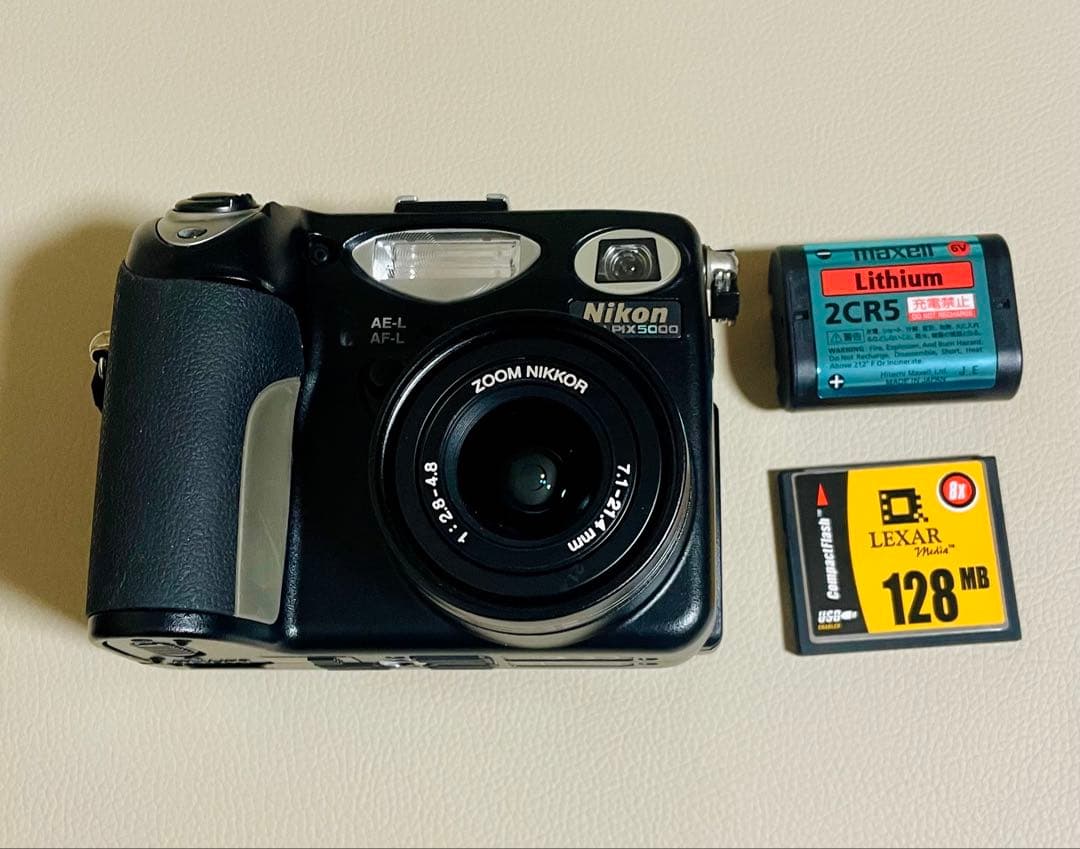 Nikon Coolpix E5000 動作未確認