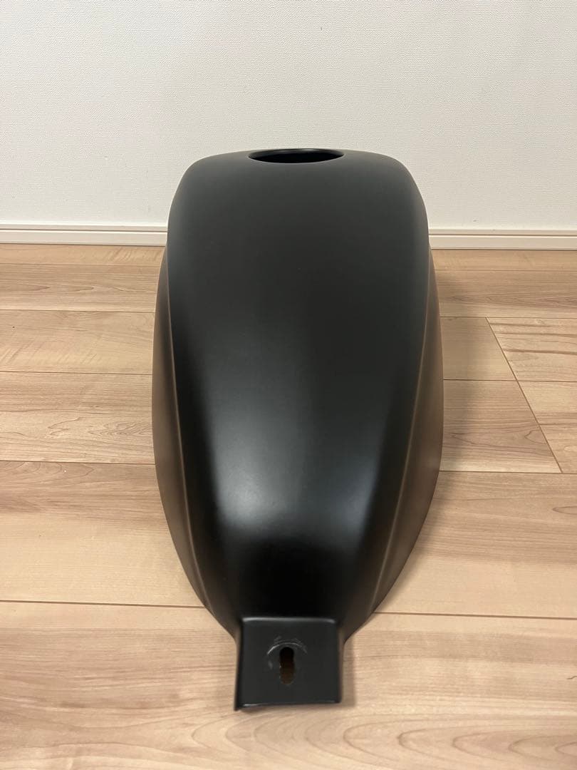 社製タンクカバー REBEL CMX