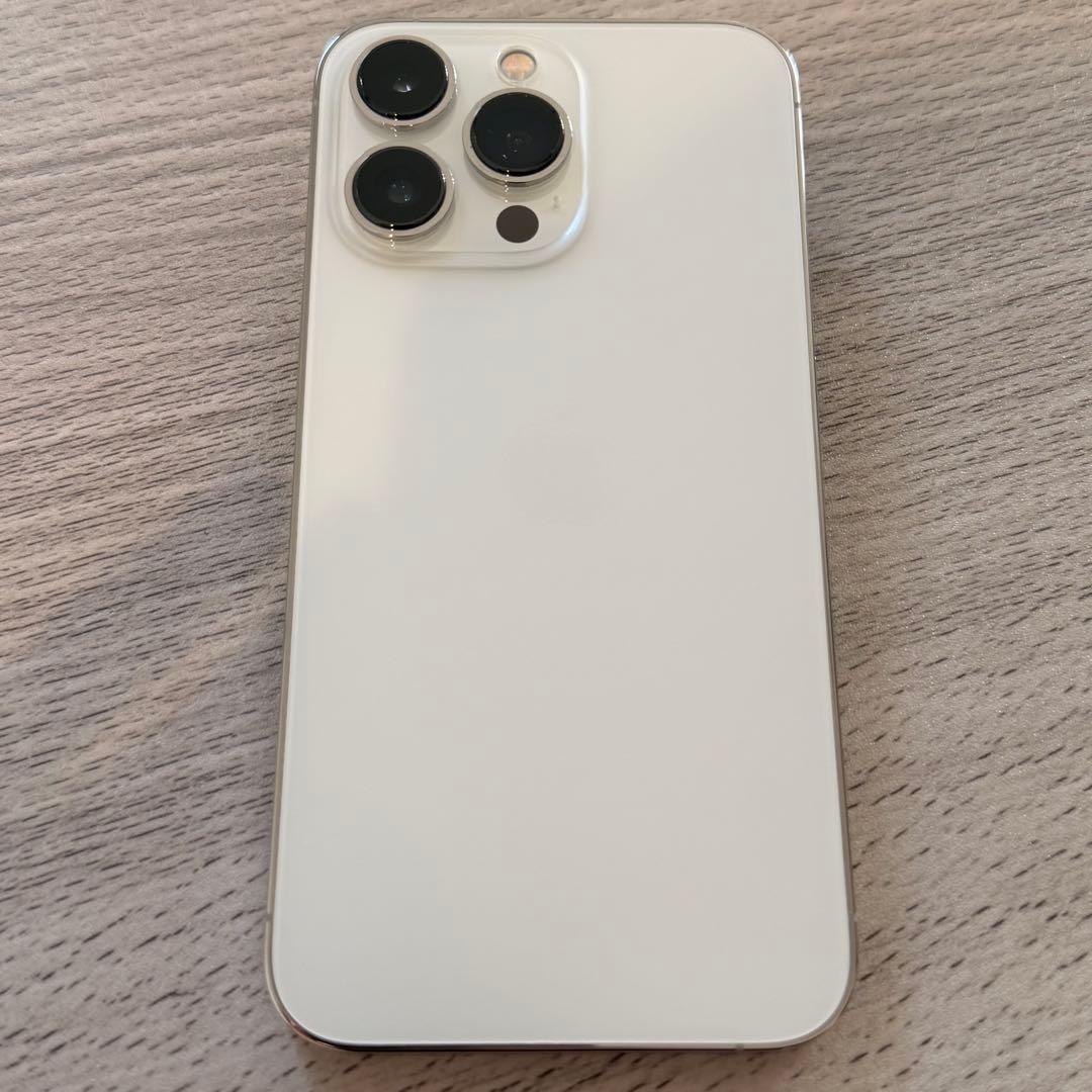 土日セール【美品】iPhone 13 Pro シルバー 128GB SIMフリー