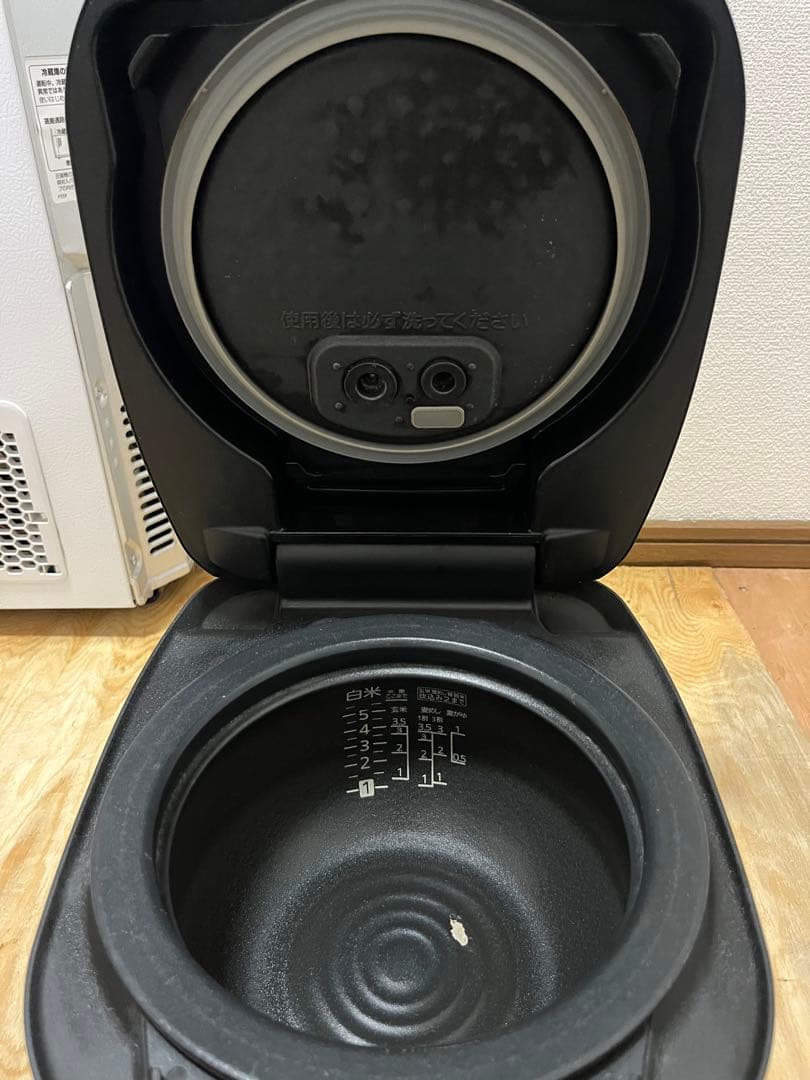 タイガー 炊飯器 JPG-S100 圧力IH 5.5合炊きブラック 2020年製