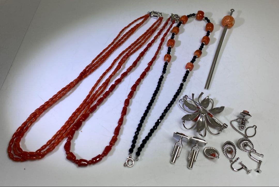 本赤珊瑚　アクセサリー色々84g 東里8-0130☆2F