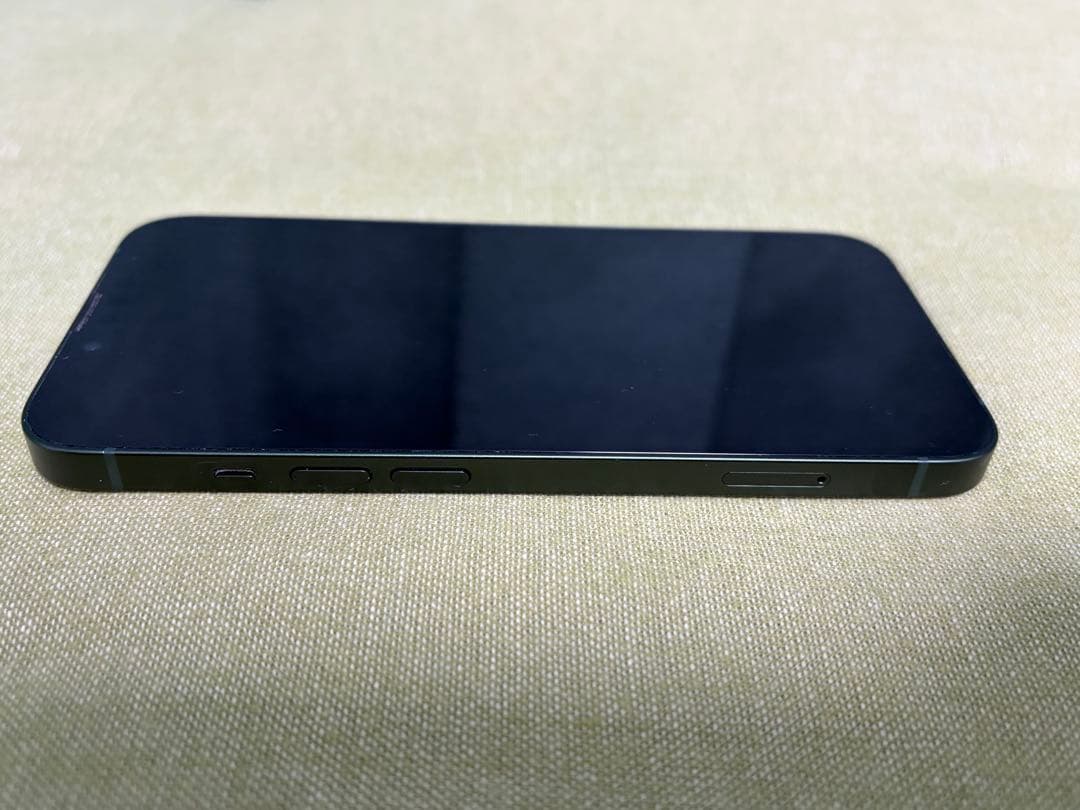 iPhone13 128GB グリーン　保護フィルム付き