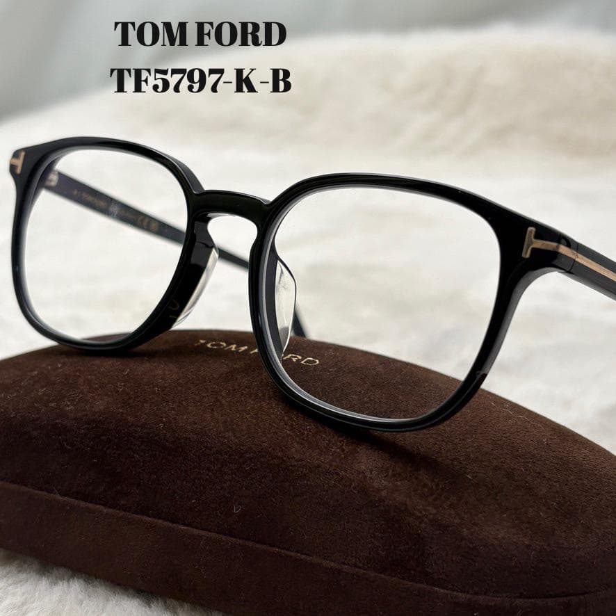美品　TOM FORD トムフォード TF5797　アジアンフィット　ケース付