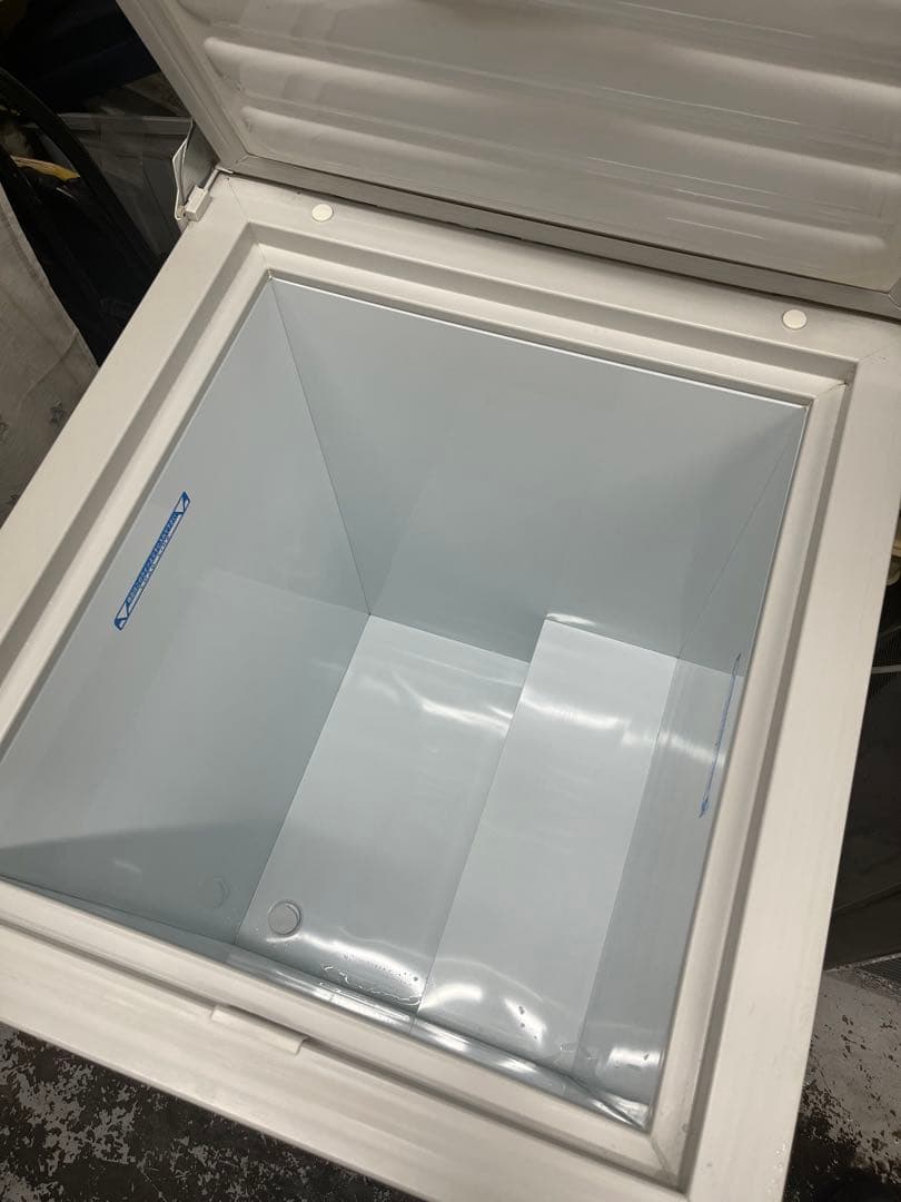 サンデン 業務用冷凍庫 SH-170XD 164L ホワイト