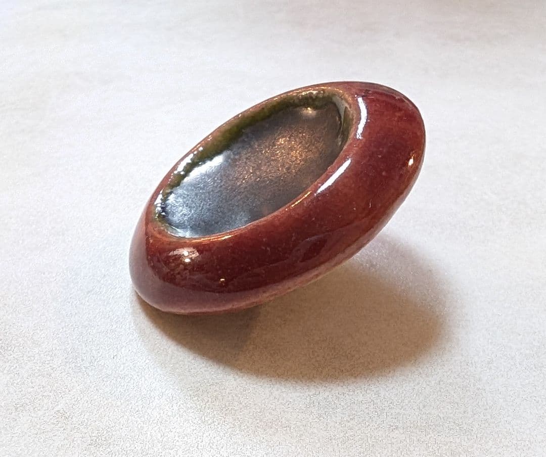 エ*イ様 No.0322　ルーシー·リー　陶器ボタンC