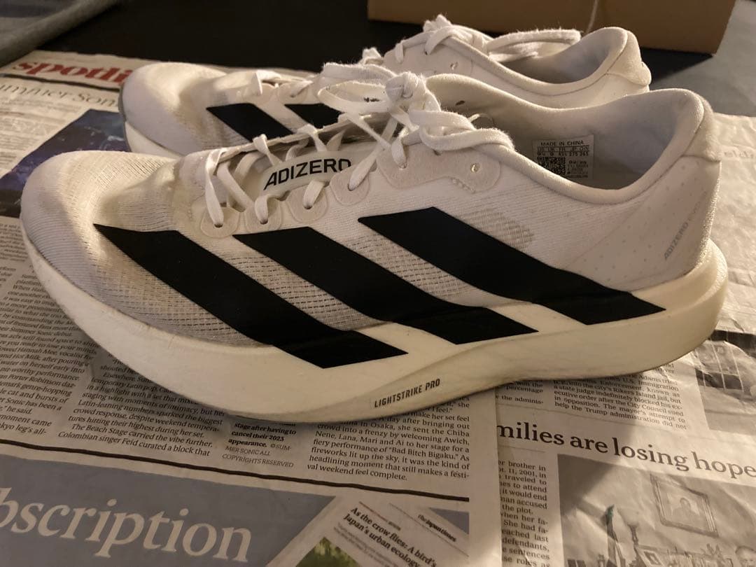 チ*グ様 ADIZERO evo sl ホワイト/ブラック 27.5cm