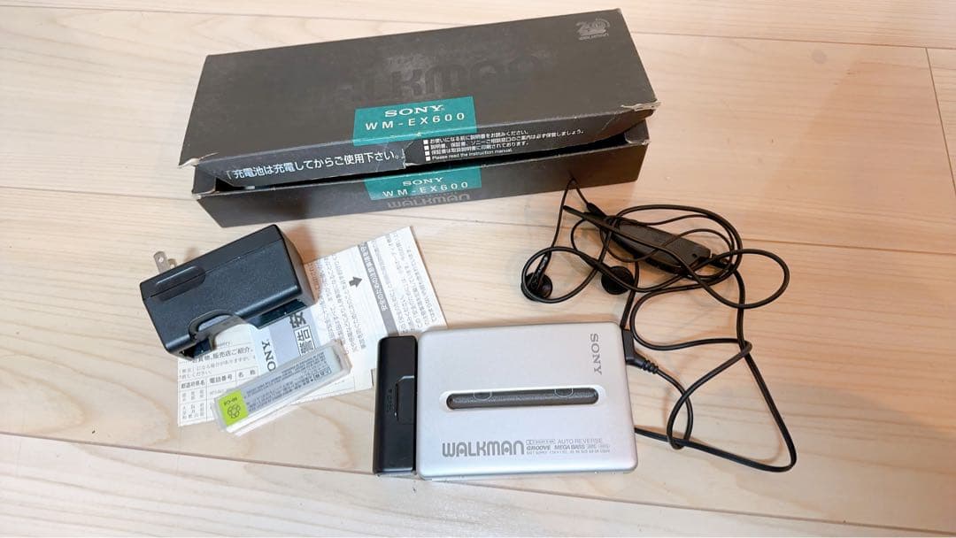 ジャンク　SONY カセットウォークマン WM-EX600 WALKMAN