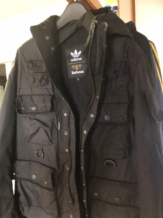 ら*る様 アディダスとバボラーのコラボ