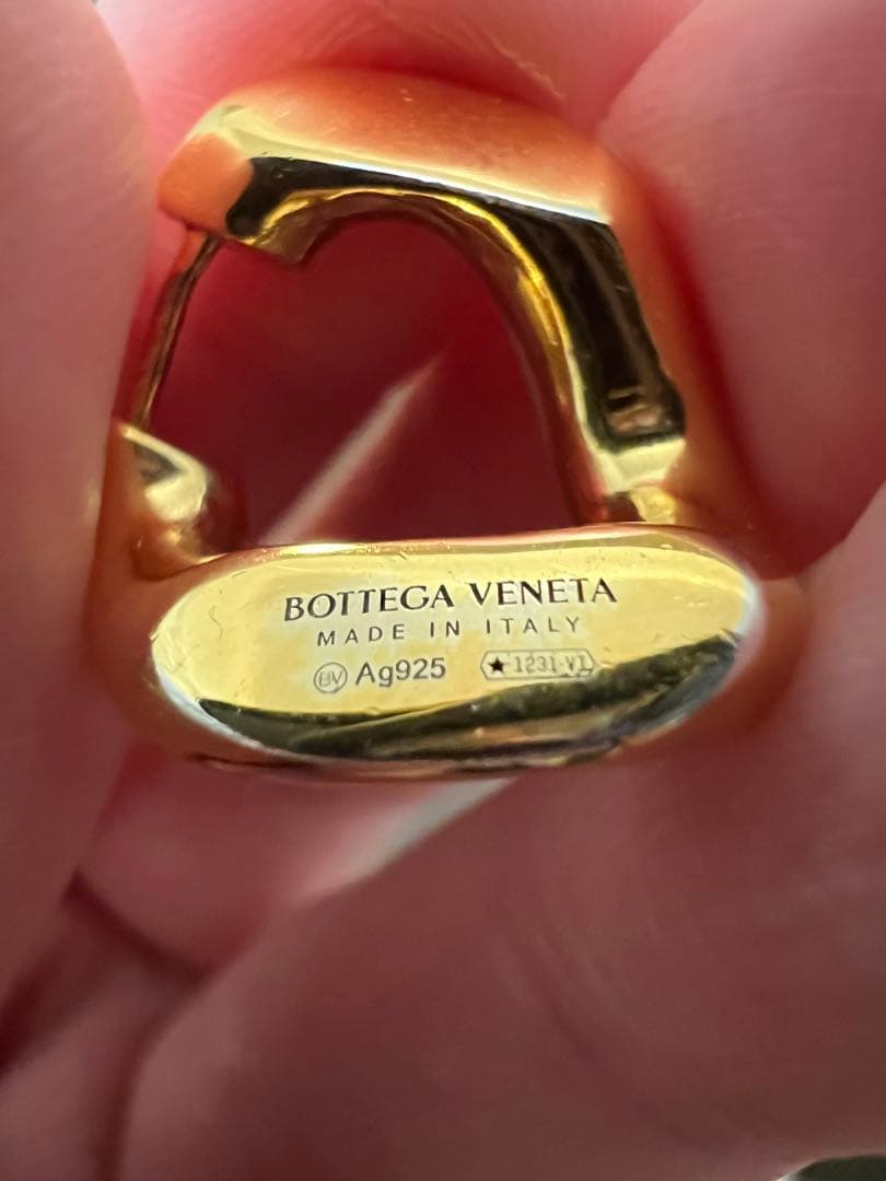 BOTTEGA VENETA アシンメトリックピアス
