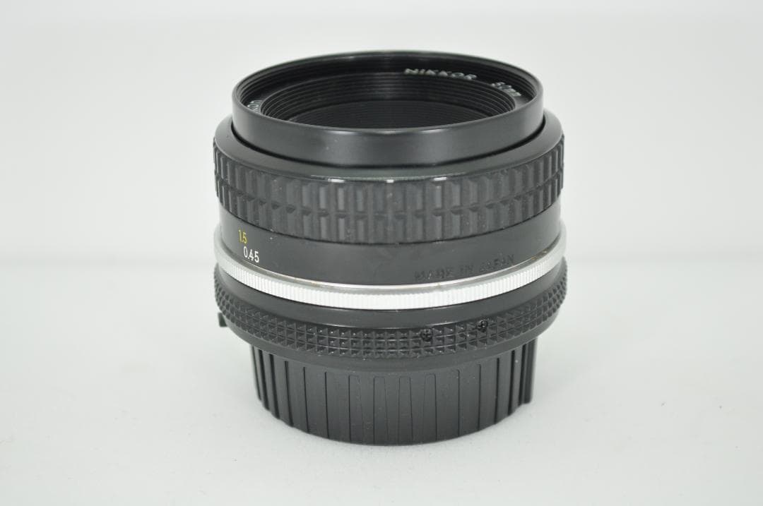 極美品　Nikon ニコン Ai NIKKOR 50mm F1.8単焦点レンズ