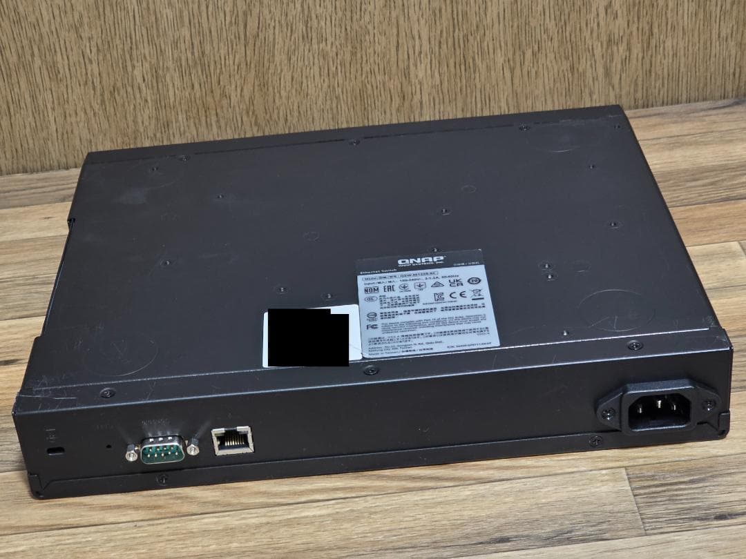 QNAP QSW-M1208-8C マネージドL2SW