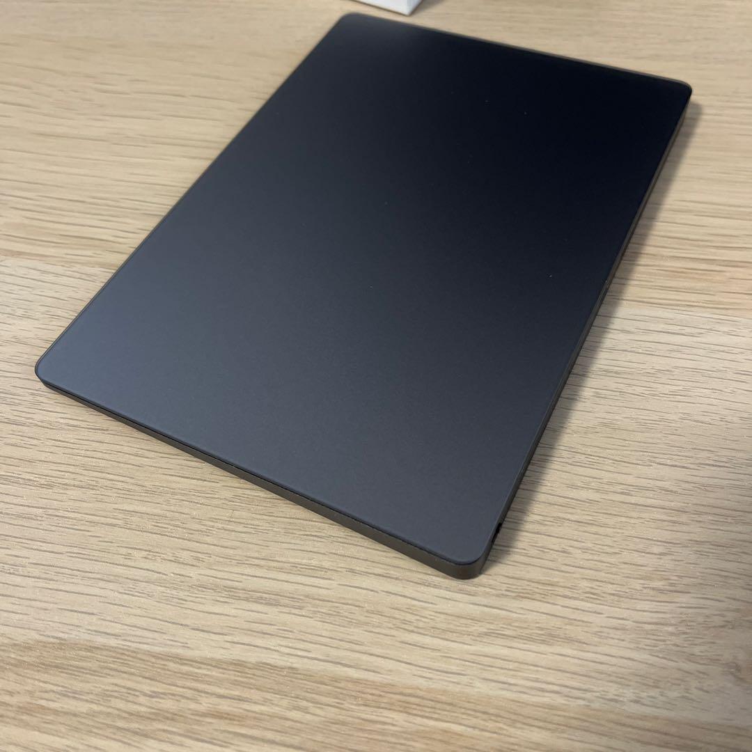 MagicTrackpad2 スペースグレイ lightningケーブル